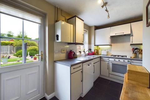3 bedroom semi-detached house for sale, Purleigh Avenue, Worcester, Worcestershire, WR4