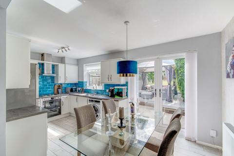 196 Studley Road, Redditch, B98 7HL