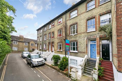 3 bedroom apartment for sale, Cromwell Place, East Sheen, SW14