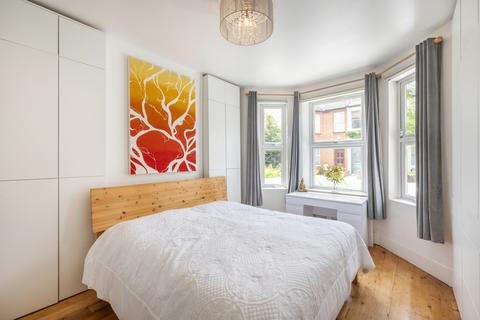 2 bedroom flat for sale, Duncan Road, Richmond, Surrey