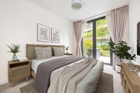 2 bedroom flat for sale, Wood Crescent, London