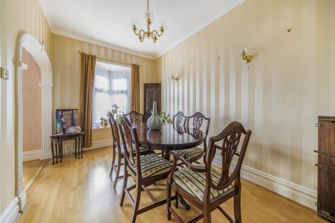 6 bedroom semi-detached house for sale, Creffield Road, Ealing