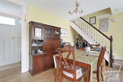 2 bedroom chalet for sale, Bassett Gardens, Epping CM16