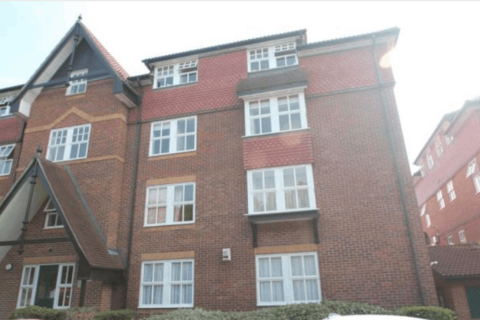 2 bedroom flat to rent, Bow Arrow Lane, Dartford DA2