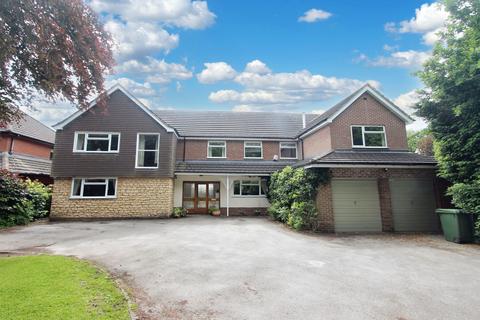4 bedroom detached house for sale, Meeting House Lane, Balsall Common, CV7