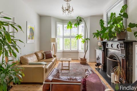 3 bedroom terraced house to rent, Penpoll Road, London Fields  E8