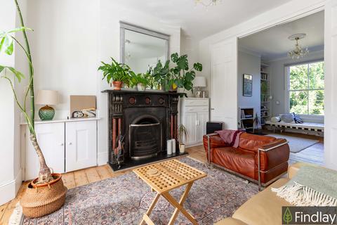 3 bedroom terraced house to rent, Penpoll Road, London Fields  E8