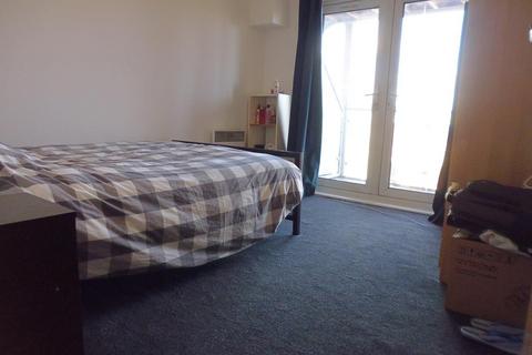 1 bedroom apartment to rent, Canute Road, SOUTHAMPTON SO14