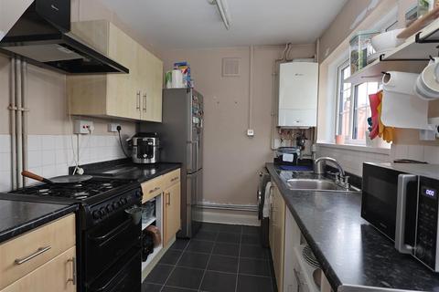 8 Miller Road, Croydon, CR0 3JY