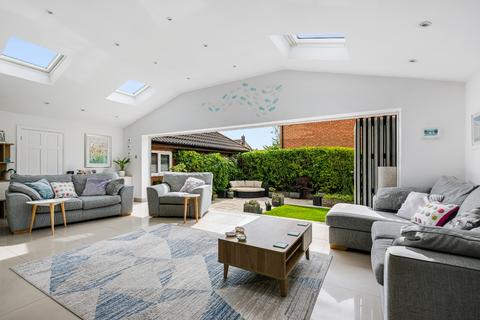 5 Applecross Close, Birchwood, Warrington, WA3 6UX