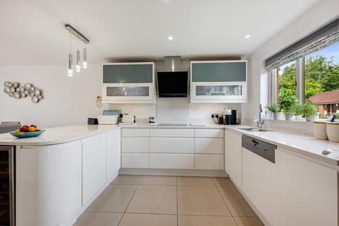 5 Applecross Close, Birchwood, Warrington, WA3 6UX
