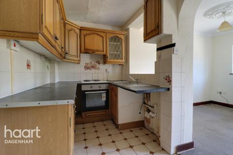 73 Reede Road, Dagenham, RM10 8DT