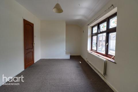 73 Reede Road, Dagenham, RM10 8DT