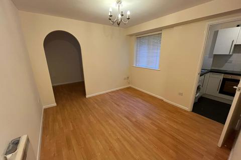 Studio to rent, Prestatyn Close, Stevenage SG1