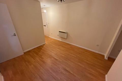 Studio to rent, Prestatyn Close, Stevenage SG1