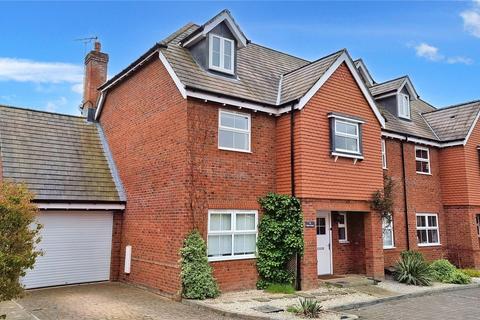 5 bedroom semi-detached house to rent, Campbell Road, Marlow, Buckinghamshire, SL7