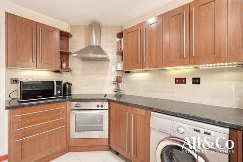 undefined, Camden Road, Chafford Hundred, Grays