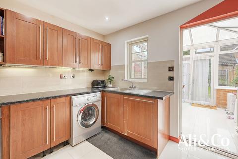 undefined, Camden Road, Chafford Hundred, Grays