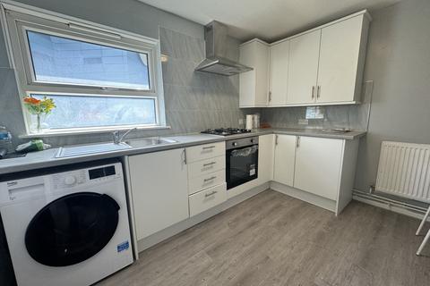 1 bedroom in a flat share to rent, Croydon CR0