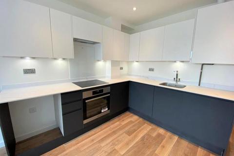 Apartment to rent, 111 Chertsey Road, Woking GU21