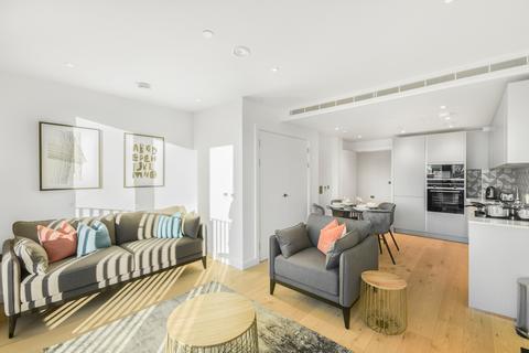 2 bedroom duplex to rent, Clarendon Court, Golden Lane London EC1Y