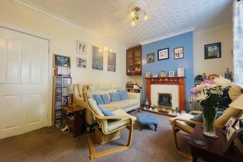 2 bedroom terraced house for sale, Park Grove, Bramley