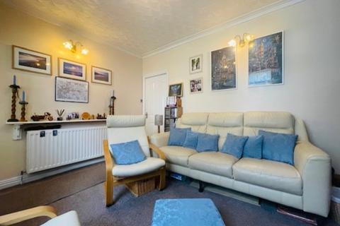 2 bedroom terraced house for sale, Park Grove, Bramley