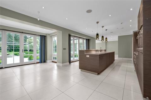 5 bedroom detached house to rent, The Barton, Cobham, Surrey, KT11