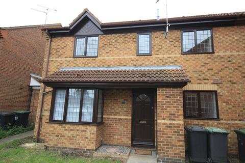 2 bedroom cluster house to rent, The Paddocks, Flitwick, MK45