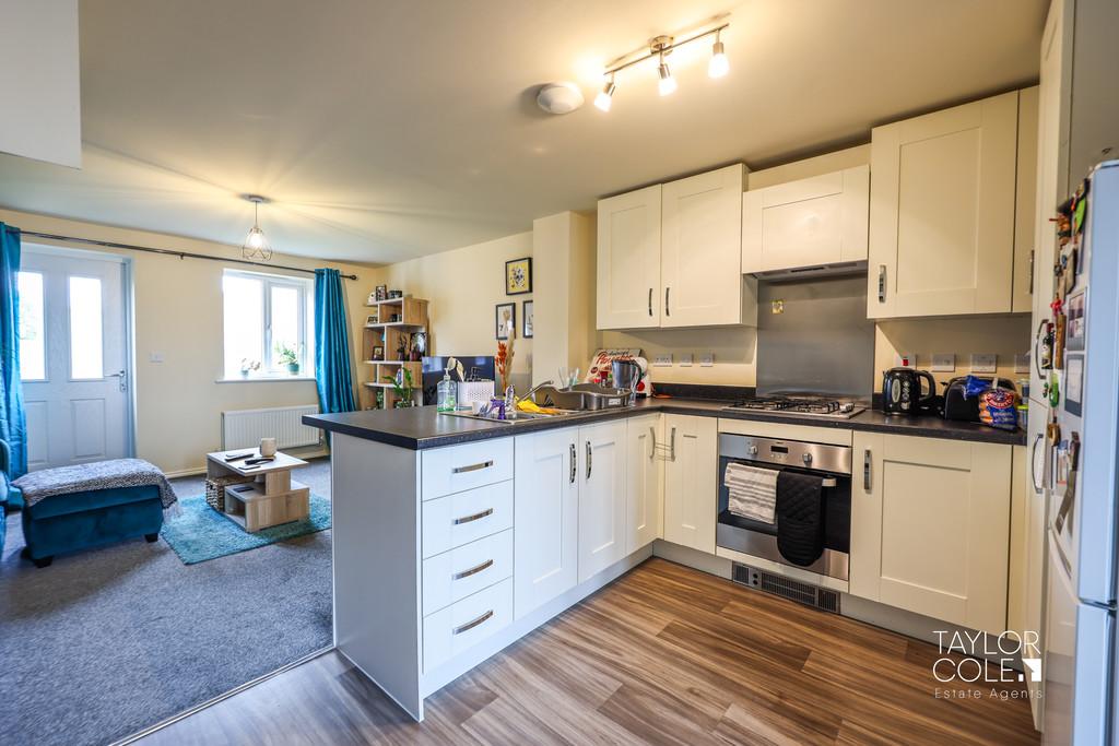Memorial Drive, Tamworth 2 bed terraced house for sale £205,000