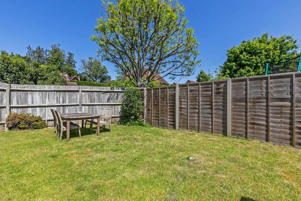 2 Sarum Cottages SO22 6 QS-6