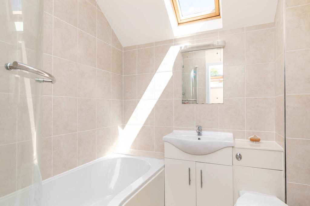 2 Sarum Cottages SO22 6 QS-11