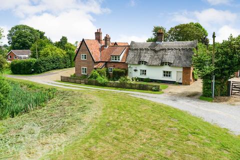 3 bedroom cottage for sale, The Common, Fritton, Norwich (Close to A140 & Hempnall)