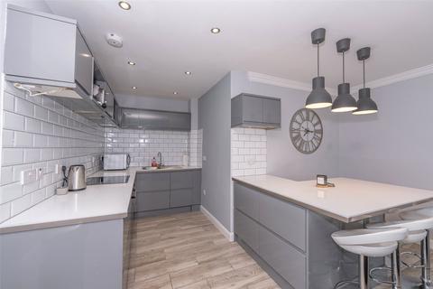 55/11 Caledonian Crescent, Edinburgh, EH11 2AT