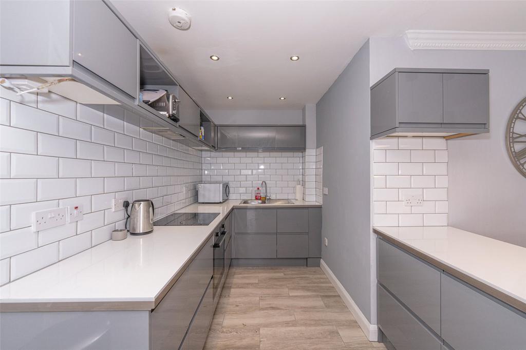 Kitchen Alt