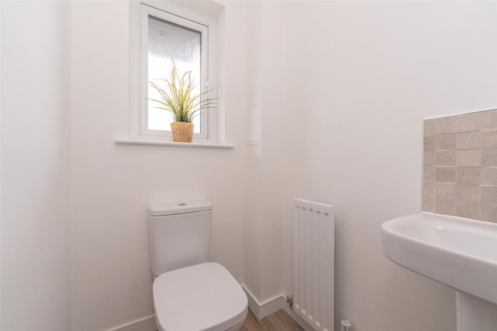 Ground Floor Wc