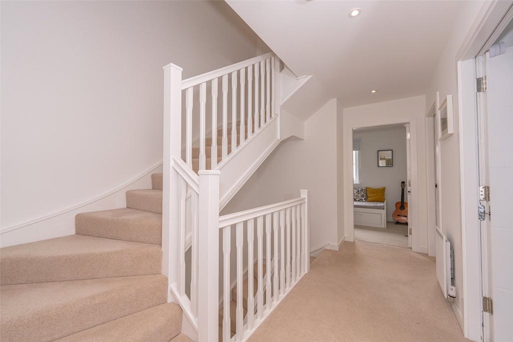 1st Floor Landing
