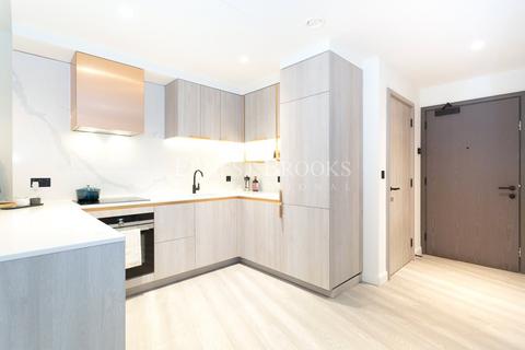 1 bedroom apartment to rent, Aspen, Consort Place, Marsh Wall, Canary Wharf, E14