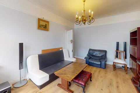 3 bedroom terraced house for sale, Oaklands Avenue, Thornton Heath CR7