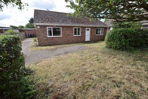 4 bedroom detached bungalow for sale, 12 Hunters Lane, Tattershall