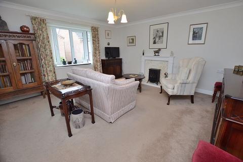 1 bedroom detached bungalow for sale, 4 Oaklands, Woodhall Spa