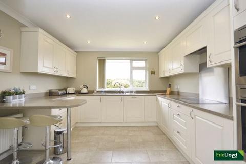 3 bedroom detached bungalow for sale, Northfields Lane, Brixham