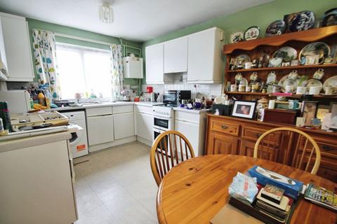 2 bedroom terraced house for sale, Mary Peters Drive, Greenford