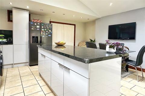 423 Broadway, Chadderton, Oldham, OL9 8AP