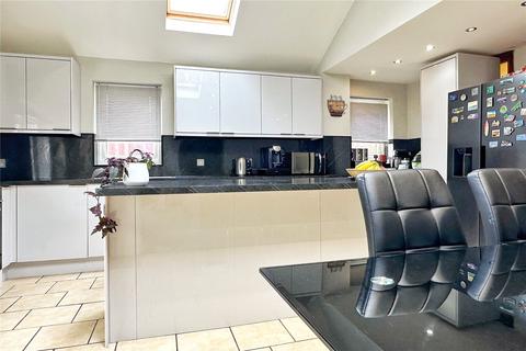 423 Broadway, Chadderton, Oldham, OL9 8AP