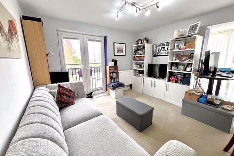 2 bedroom apartment for sale, Frenchs Avenue, Dunstable