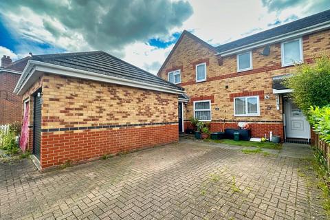 3 bedroom end of terrace house for sale, Haddon Park, Colchester