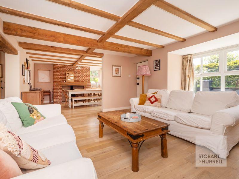 Sitting Room To...