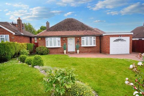 3 bedroom detached bungalow for sale, Fernie Fields, High Wycombe HP12