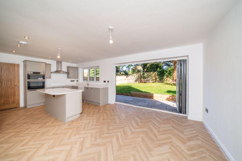 Kitchen/dining area